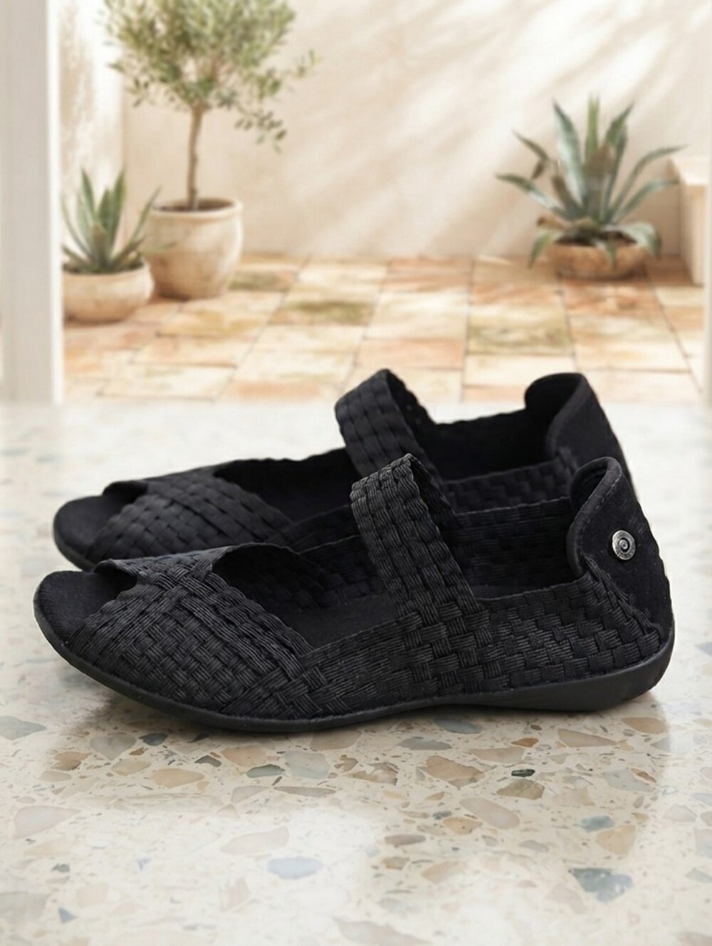 Bernie Mev Chick Woven Elastic Mary Jane Peep Toe Flats Sz 38 7.5  8  Black NWOT